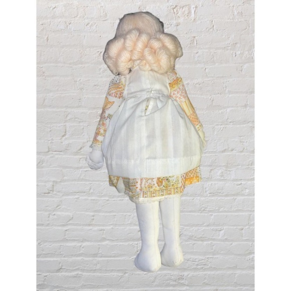 Rag Doll - Picture 2 of 4